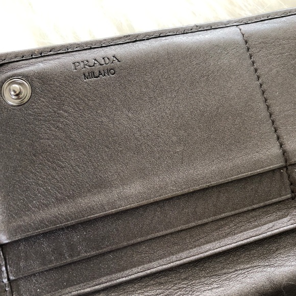 ⭐️SOLD⭐️Prada Double Hook Closure Wallet in Purple - Picture 4 of 8